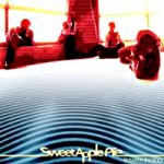 Sweet Apple Pie – Between the lines