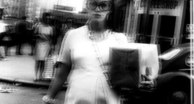 Pregnant_Woman_Crossing_85th_street_NYC_1969