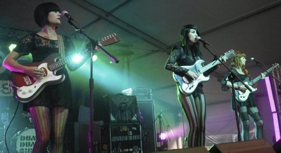 dumdumgirls_offfestival2010