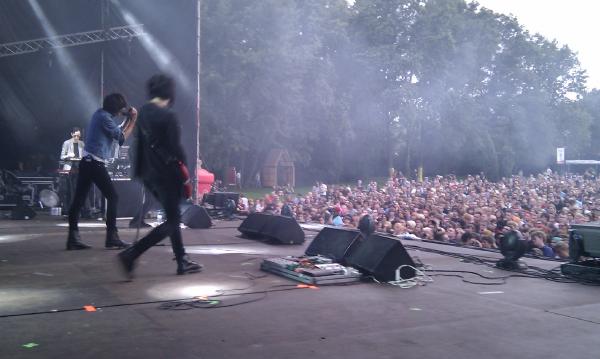 thehorrors_offfestival2010