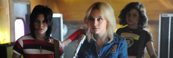 banner_therunaways