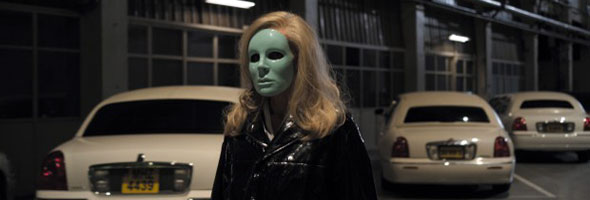cine2012_07_holymotors