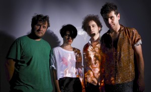 Triangulo de Amor Bizarro