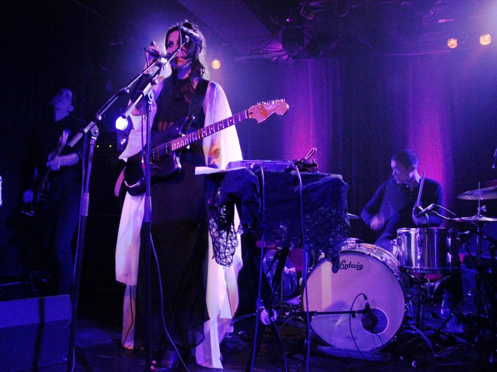 Chelsea Wolfe (122)Ret2P