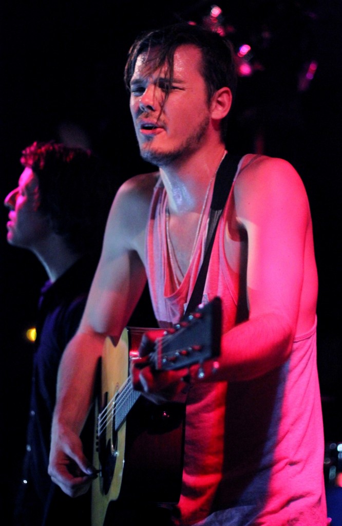 Half Moon Run (190)RetP