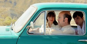 critica-vivir-es-facil-con-los-ojos-cerrados